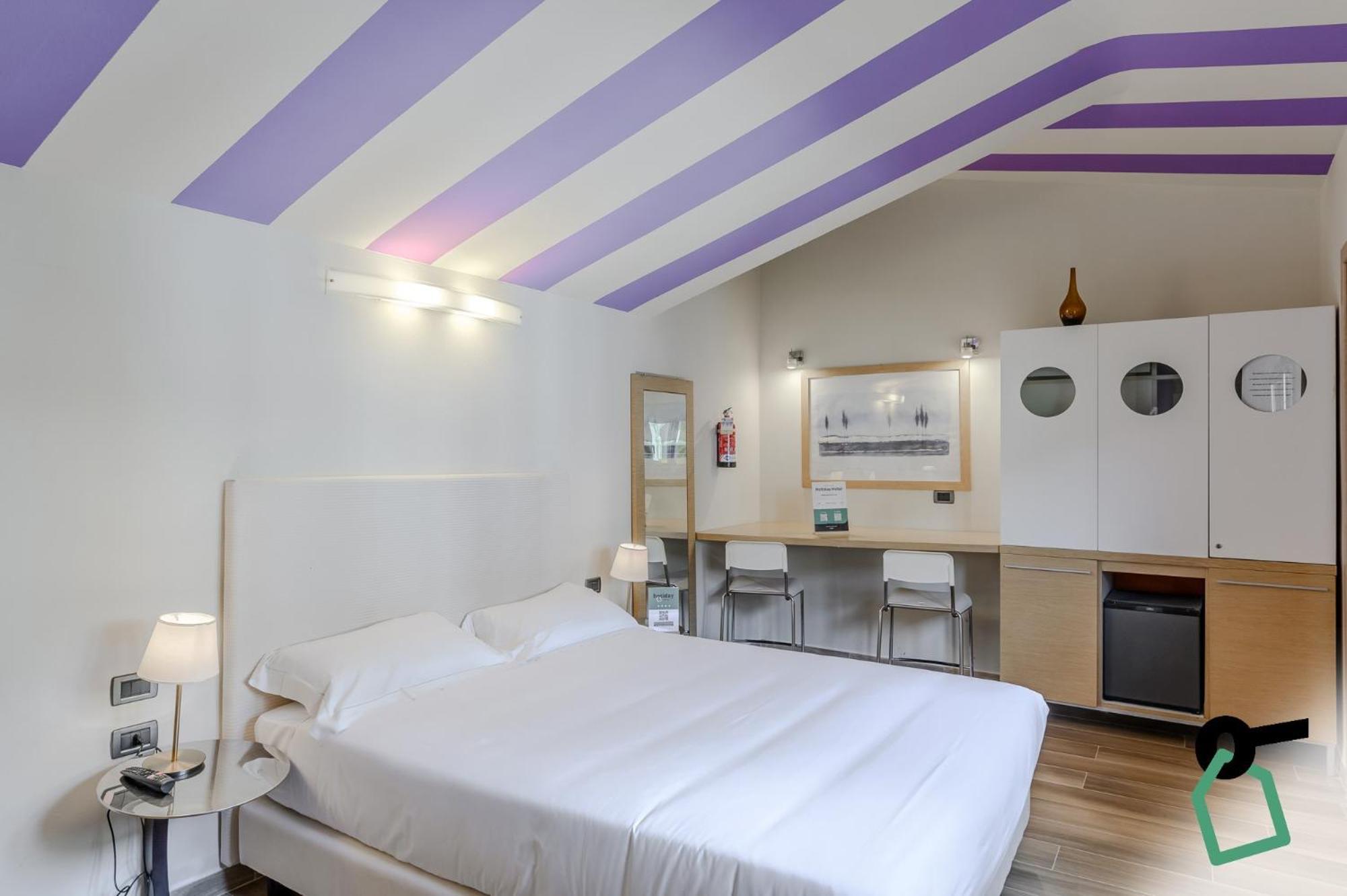 Hotel Hotiday Firenze 4*